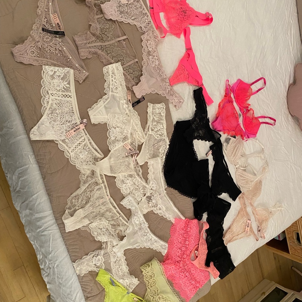 Victorias Secret lot of 28 pieces